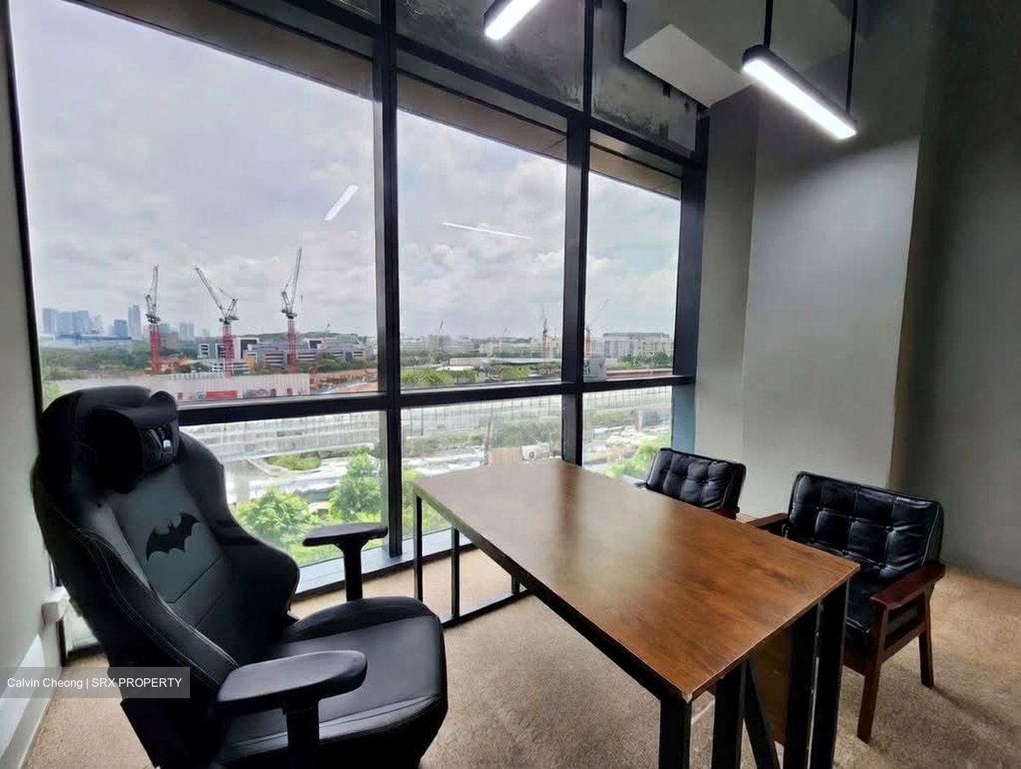 Woods Square (D25), Office #563159231